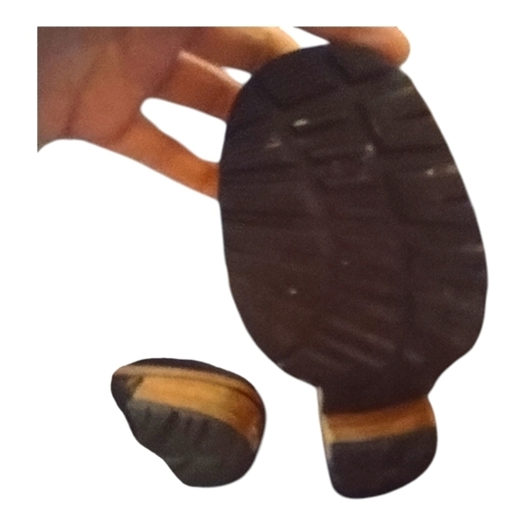 UGG "Broome" Wool And Suede Boots. - Picture 7 of 12